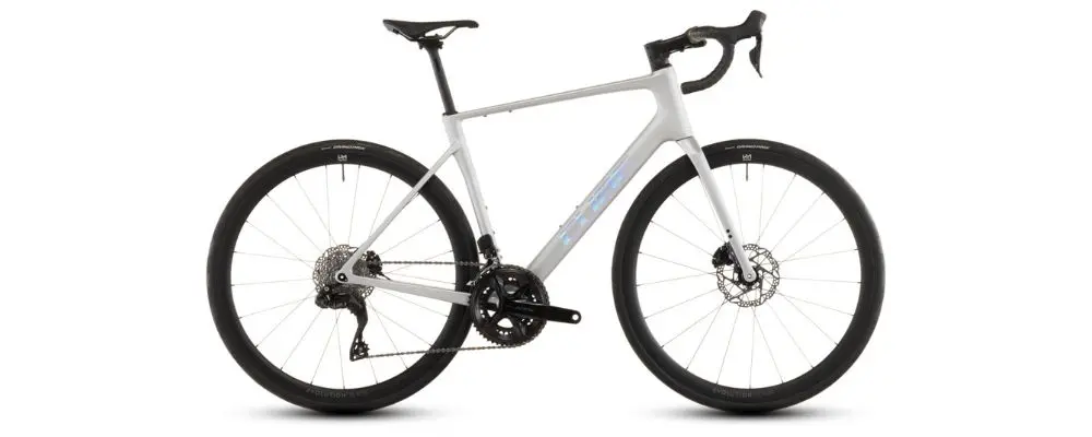 Cube Attain C:62 SLX 2026 – vélo route carbone C:62 à haut rendement pour budget maîtrisé